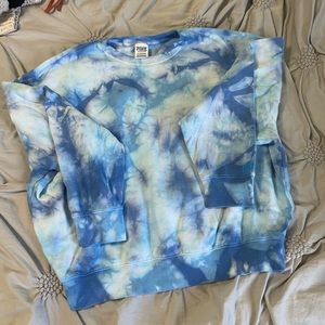 Tye dye blue crewneck from PINK. size small